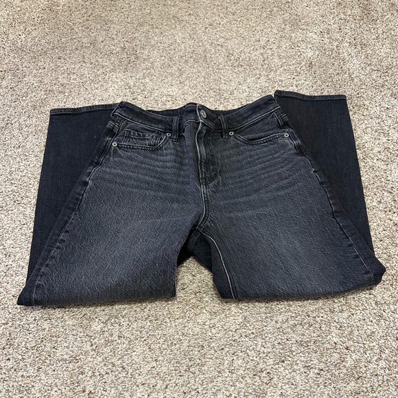 AE Strigid Mom Jean - Picture 2 of 8